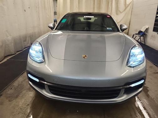 2018 Porsche Panamera Sport Turismo 4S