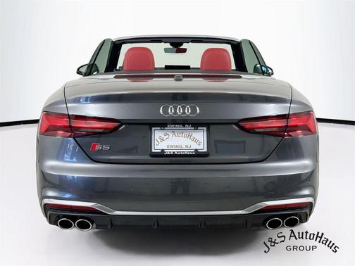 Daytona Gray Pearl Effect w/ Black Roof 2024 Audi S5 3.0T Premium