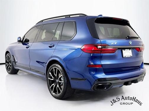 2022 BMW X7 xDrive40i
