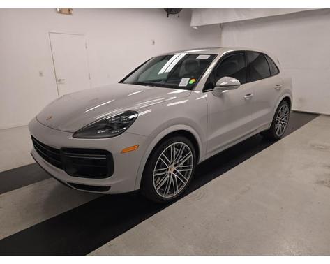 2021 Porsche Cayenne Turbo
