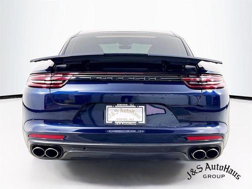 Night Blue Metallic 2020 Porsche Panamera Turbo