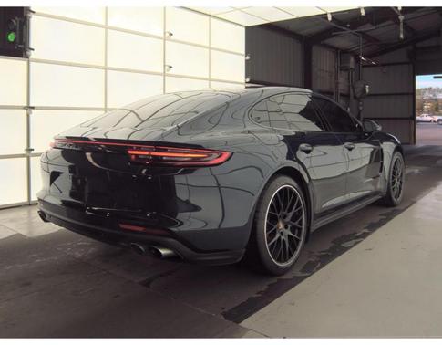 2020 Porsche Panamera Turbo
