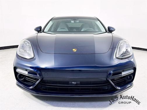 2020 Porsche Panamera Turbo