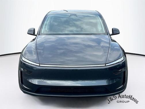 Stealth Gray 2026 Tesla Model Y Long Range