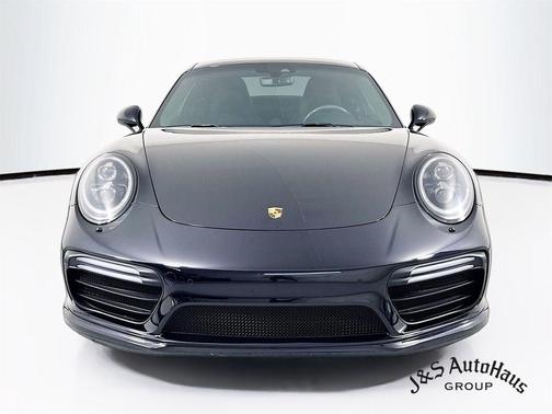 2018 Porsche 911 Turbo S