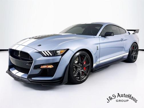 2022 Ford Shelby GT500 Base