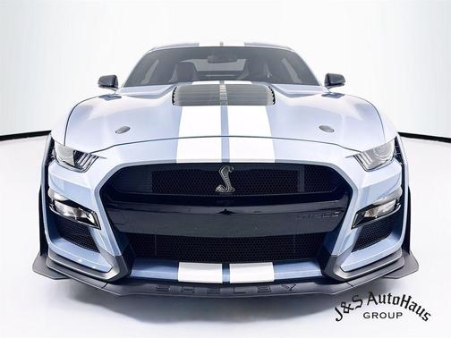 2022 Ford Shelby GT500 Base