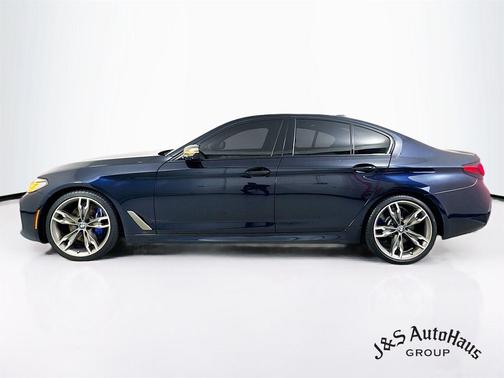 2022 BMW M550 i xDrive