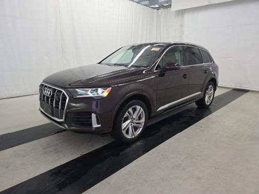 2022 Audi Q7 55 Premium Plus