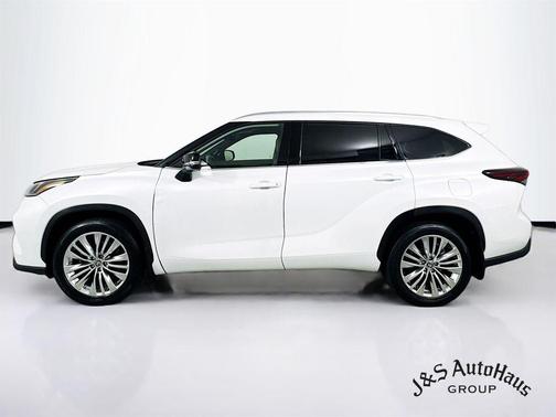 2024 Toyota Highlander Platinum