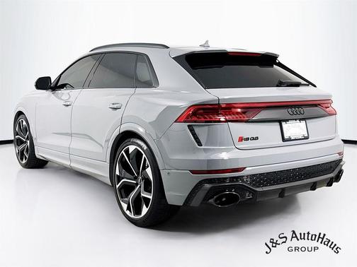 2024 Audi RS Q8 4.0T quattro