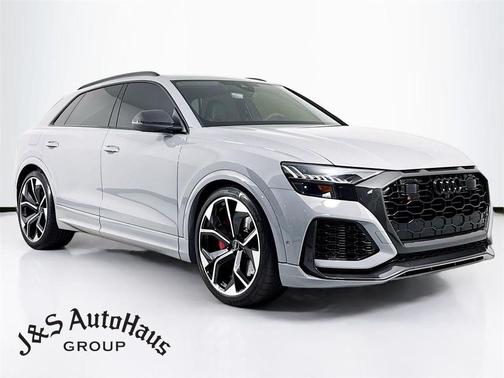 2024 Audi RS Q8 4.0T quattro