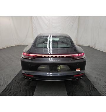 2023 Porsche Panamera 4S
