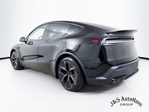 2026 Tesla Model Y Performance