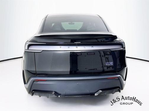 2026 Tesla Model Y Performance