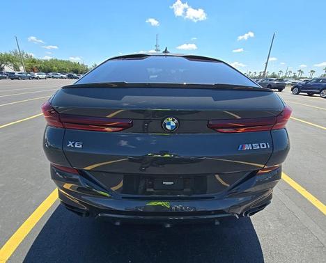 Dravit Gray Metallic 2023 BMW X6 M50i