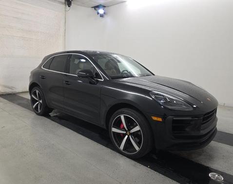 Black 2022 Porsche Macan S