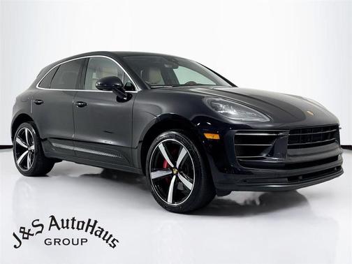 Black 2022 Porsche Macan S