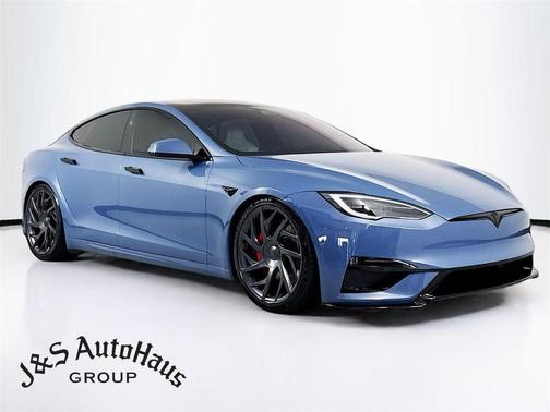 2026 Tesla Model S Plaid