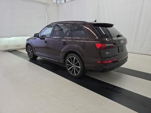 2022 Audi Q7 55 Prestige