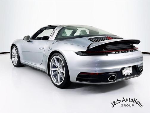 2022 Porsche 911 Targa 4S