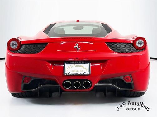 2011 Ferrari 458 Italia Base