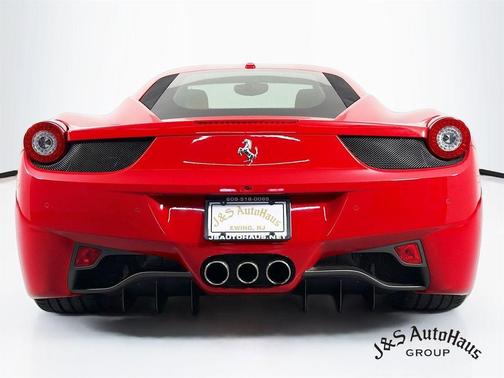 2011 Ferrari 458 Italia Base