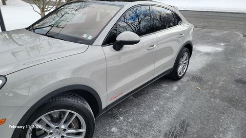 2023 Porsche Cayenne AWD