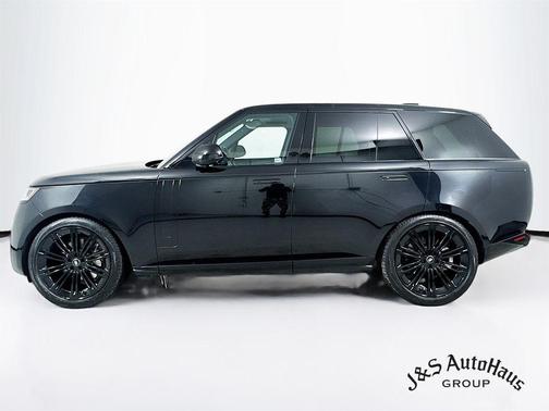2024 Land Rover Range Rover P530 SE