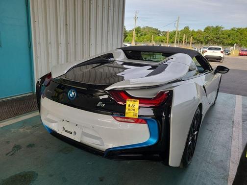 2019 BMW i8 Base