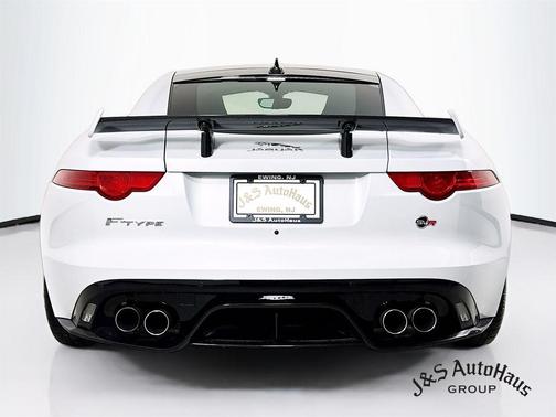 2017 Jaguar F-TYPE SVR
