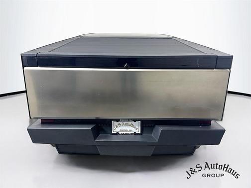 2024 Tesla Cybertruck Base