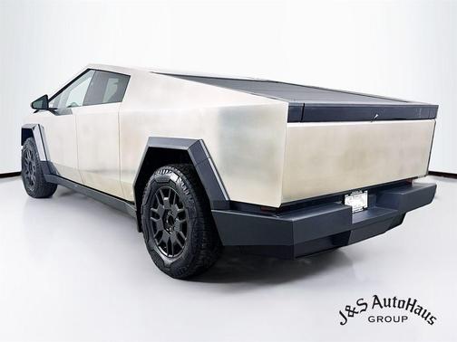 2024 Tesla Cybertruck Base