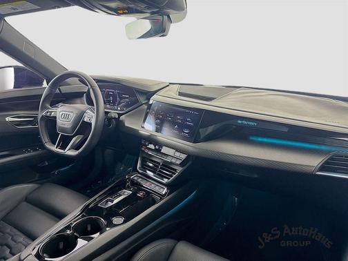 2022 Audi e-tron GT Prestige