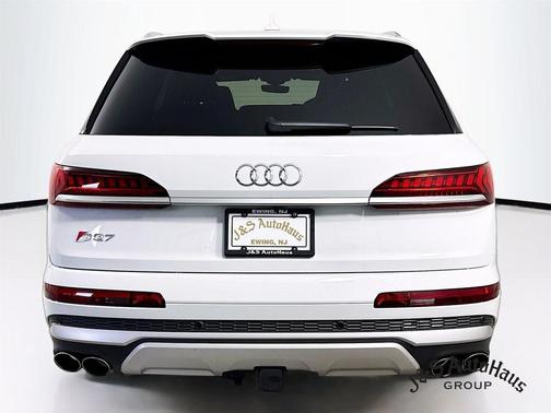 2023 Audi SQ7 4.0T Premium Plus