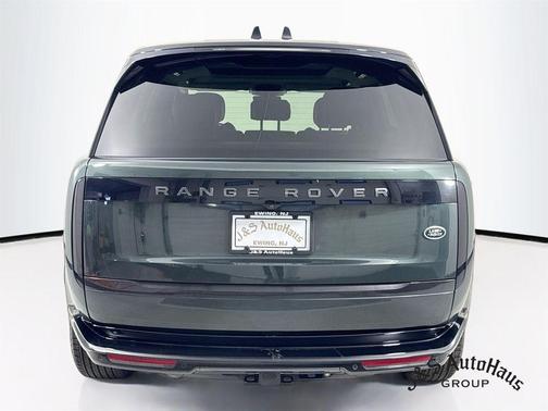 Belgravia Green 2023 Land Rover Range Rover P400 SE