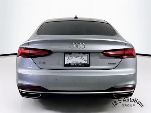 Florett Silver Metallic 2023 Audi A5 Sportback Premium Plus