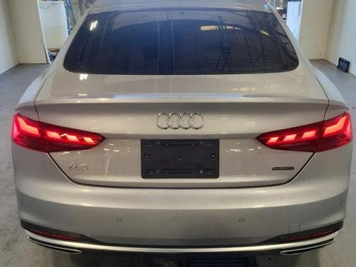 Florett Silver Metallic 2023 Audi A5 Sportback Premium Plus