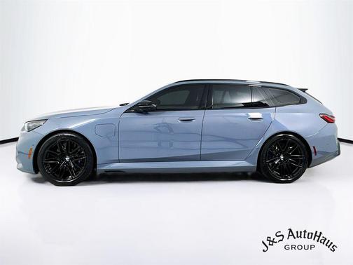 2025 BMW M5 Base