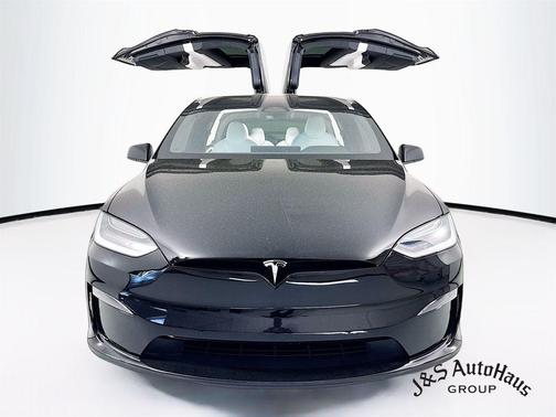 2022 Tesla Model X Plaid