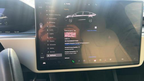 2025 Tesla Model X Plaid