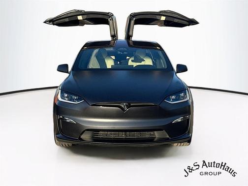 2025 Tesla Model X Plaid