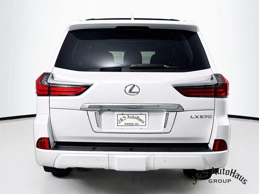 2018 Lexus LX 570 570