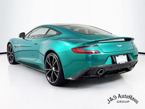 2017 Aston Martin Vanquish V12