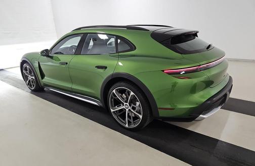 2022 Porsche Taycan Cross Turismo 4S