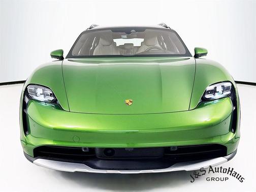 2022 Porsche Taycan Cross Turismo 4S