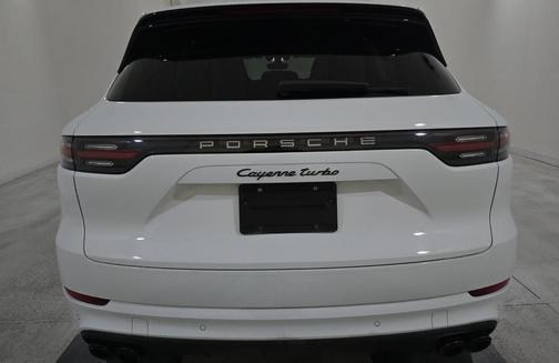 2021 Porsche Cayenne Turbo