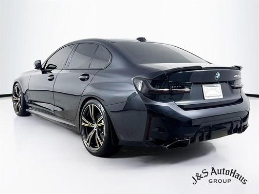 2025 BMW M340 i xDrive