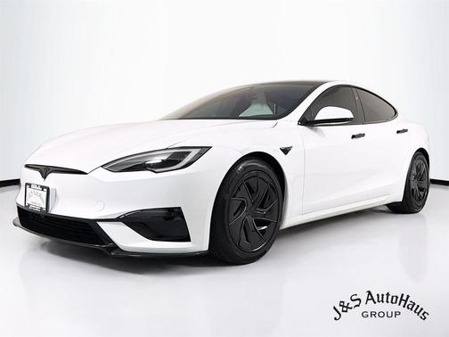 2026 Tesla Model S Plaid