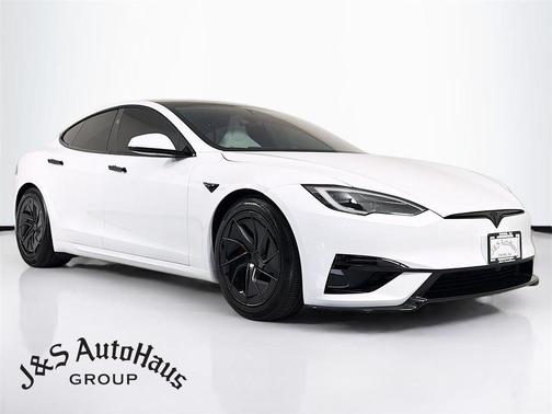2026 Tesla Model S Plaid
